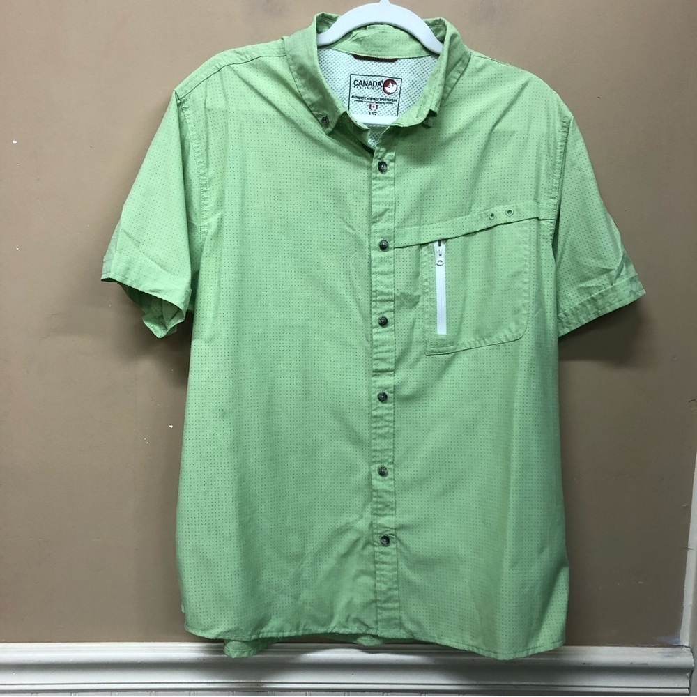 Canada Weather Gear Shirt Size Large Green Polyester Vented Button Up Mens